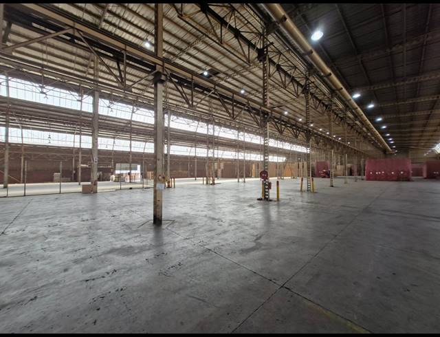 14,389M² WAREHOUSE TO LET IN ALRODE